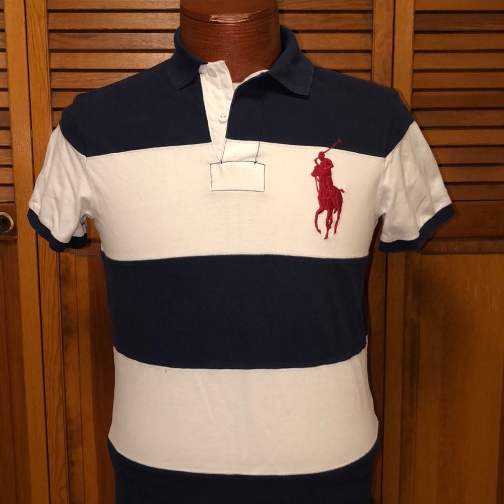 Polo Ralph Lauren Collared Shirt! | Size Medium